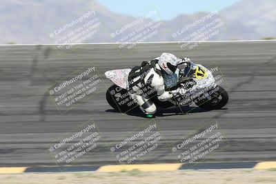 media/May-10-2025-Race Pace (Sat) [[db32fef2da]]/Vested/3-Bowl Set 1 (9am)/